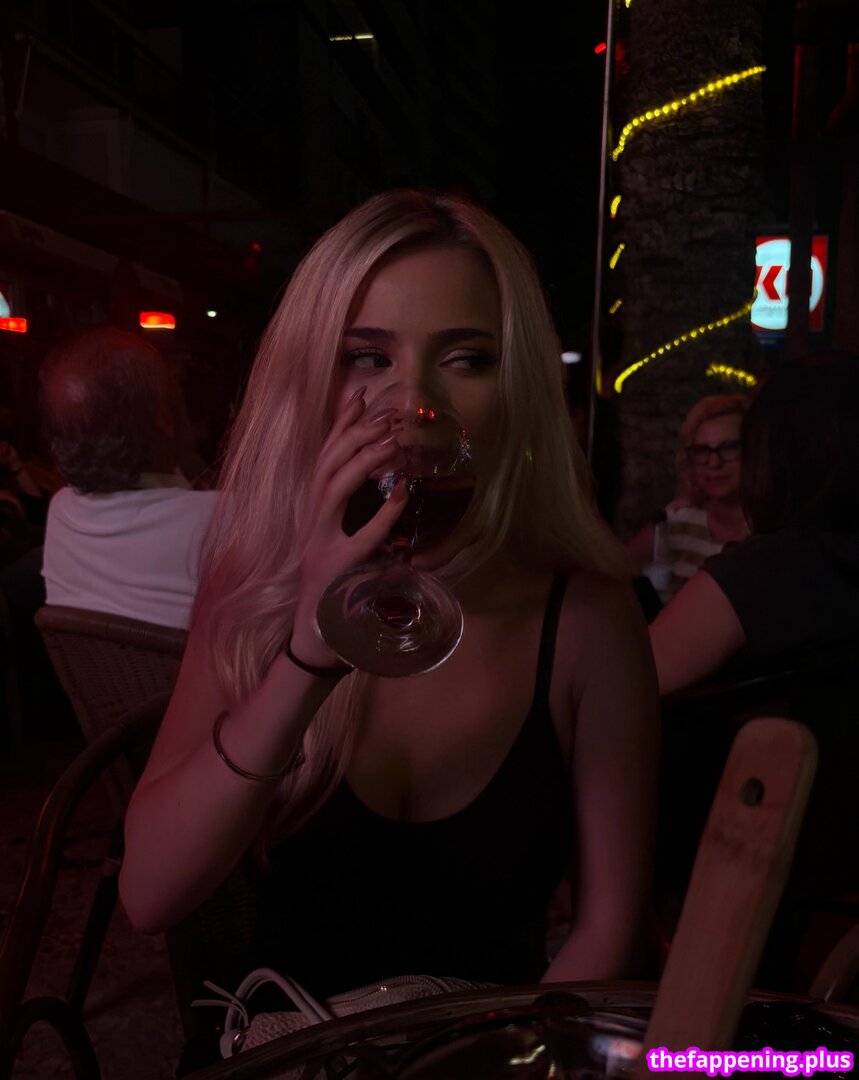 rrubyrileyy / rubyyriley Fotografie OnlyFans Dezbrăcată #15