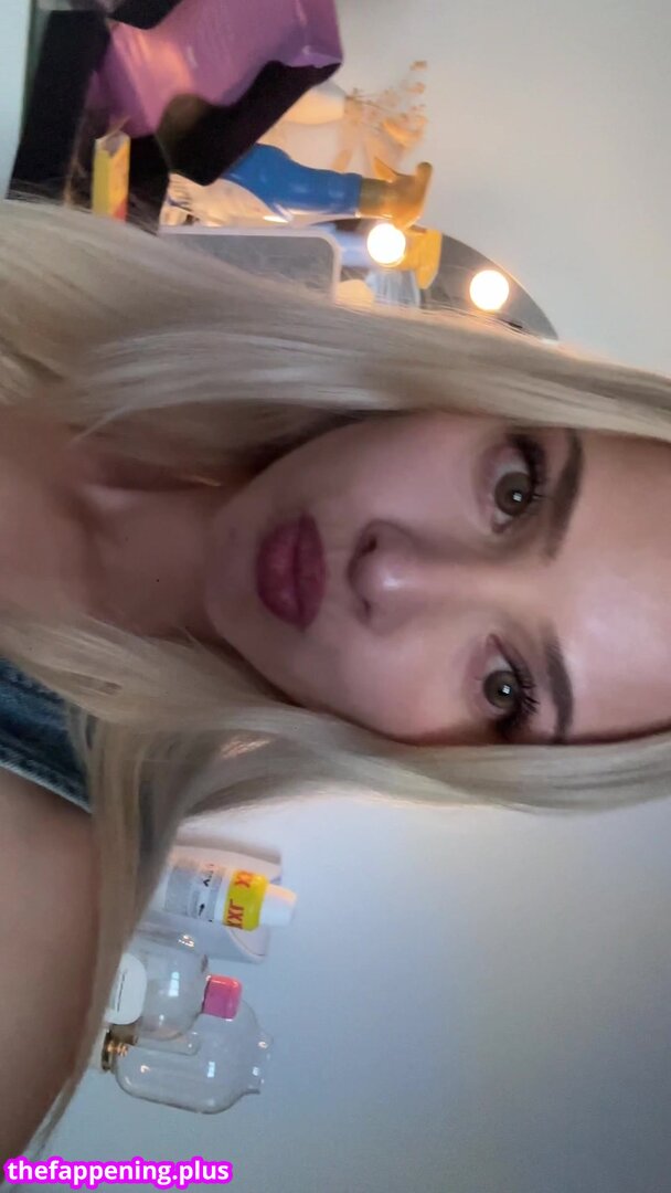rrubyrileyy / rubyyriley / rue Nahá OnlyFans fotografie #40