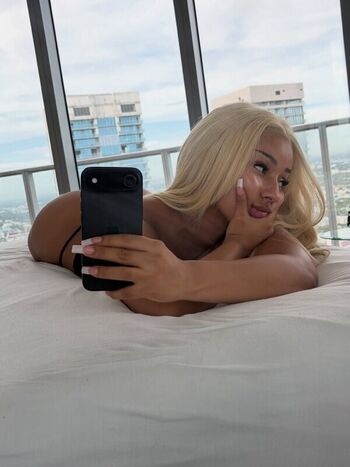 Full leaked Rubi rose page private onlyfans photo