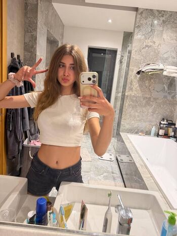 Full leaked Rubiegoosen private onlyfans photo
