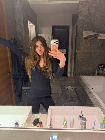 Full leaked Rubiegoosen private onlyfans photo