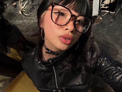 Full leaked Ruinedbymiki page private onlyfans photo