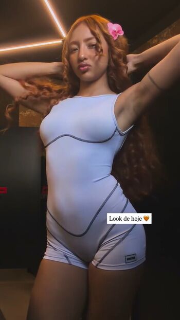 Full leaked Ruivinha de marte private onlyfans photo