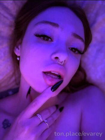 Full leaked Russian girls private onlyfans photo