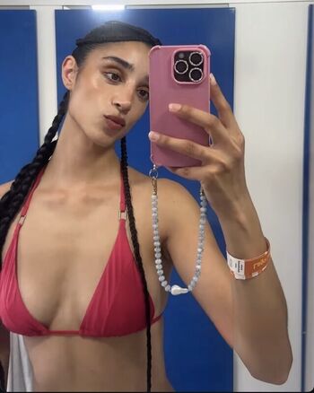 Full leaked Saana mirzaie private onlyfans photo