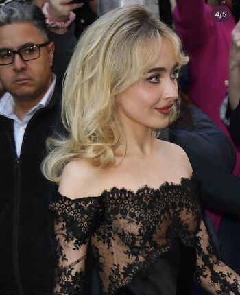 Full leaked Sabrina carpenter  page private onlyfans photo