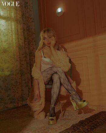 Full leaked Sabrina carpenter  page private onlyfans photo