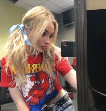 Full leaked Sabrina carpenter page private onlyfans photo