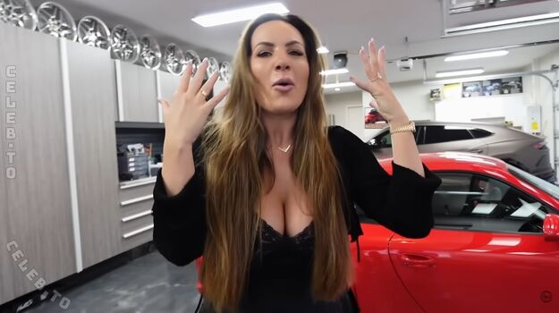 Sabrina Leamon