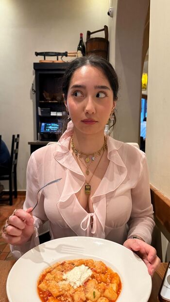 Full leaked Sabrina pezeshkian page private onlyfans photo