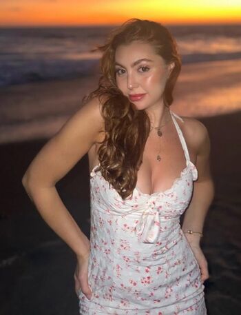 Full leaked Saby hesri private onlyfans photo