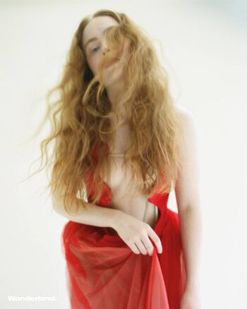 Full leaked Sadie sink page private onlyfans photo