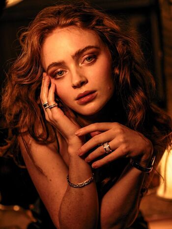 Full leaked Sadie sink page private onlyfans photo