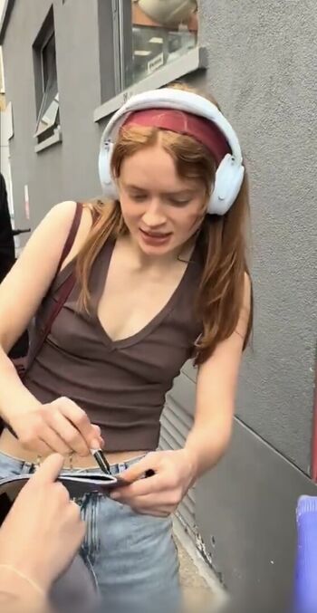 Full leaked Sadie sink private onlyfans photo