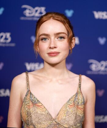 Full leaked Sadie sink page private onlyfans photo