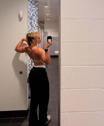 Full leaked Sadiehk fit private onlyfans photo