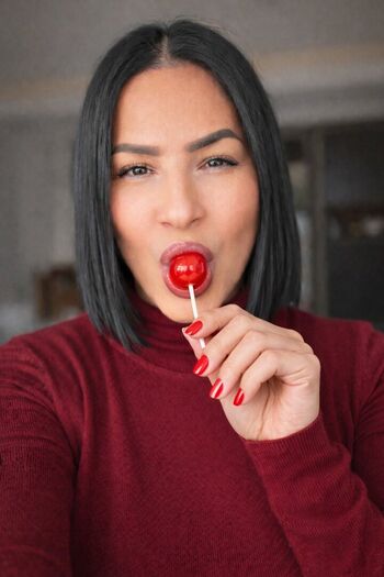 Full leaked Safiamilf private onlyfans photo