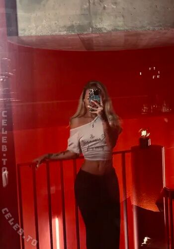 Full leaked Sahniita private onlyfans photo
