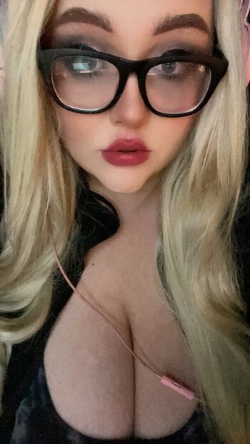 Full leaked Sailorluna private onlyfans photo