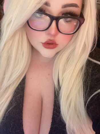 Full leaked Sailorluna private onlyfans photo