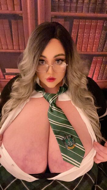 Full leaked Sailorluna private onlyfans photo