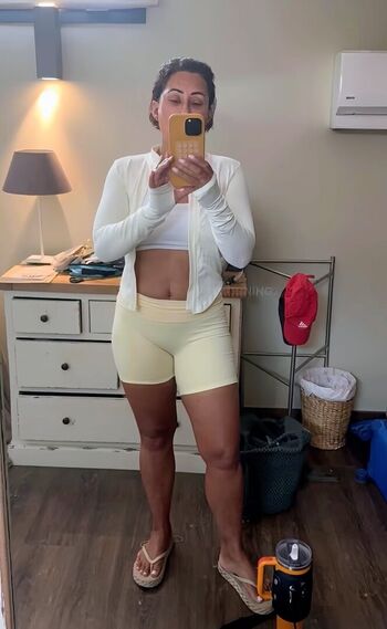 Full leaked Saira khan page private onlyfans photo