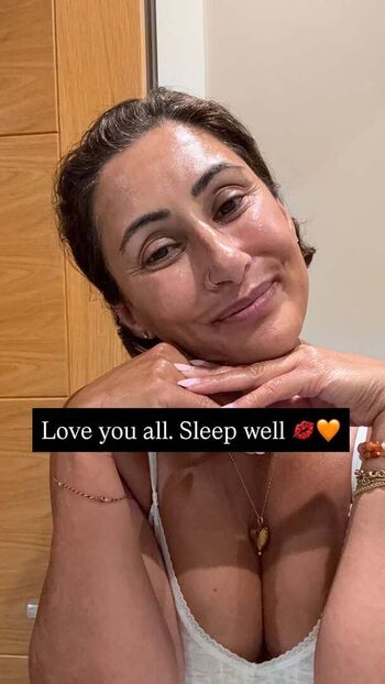 Full leaked Saira khan private onlyfans photo