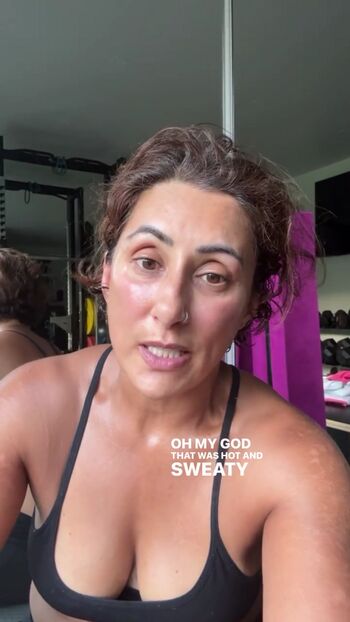 Full leaked Saira khan page private onlyfans photo