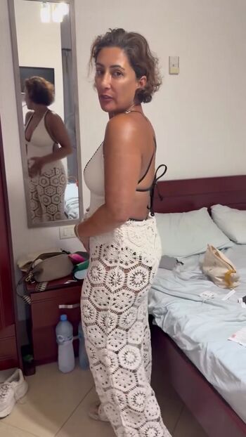 Full leaked Saira khan private onlyfans photo