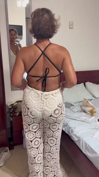 Full leaked Saira khan private onlyfans photo