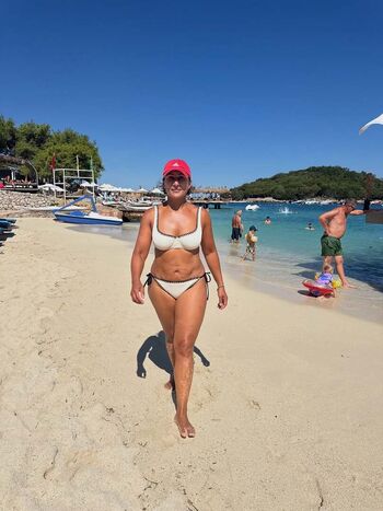 Full leaked Saira khan private onlyfans photo