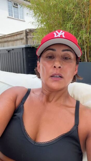 Saira Khan