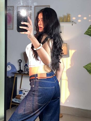 Full leaked Sakshi pandey private onlyfans photo