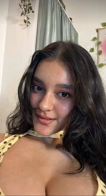 Full leaked Sakshi pandey private onlyfans photo