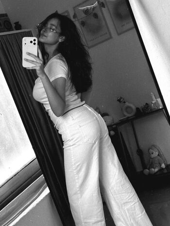 Full leaked Sakshi pandey private onlyfans photo