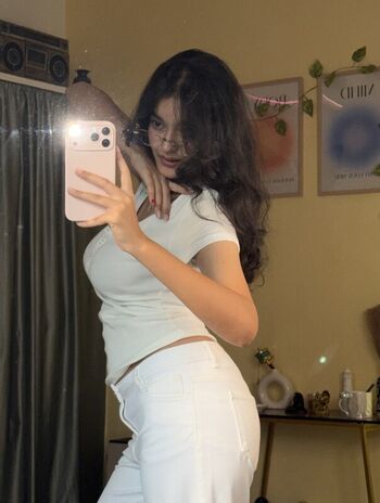 Full leaked Sakshi pandey private onlyfans photo