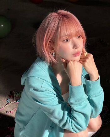 Full leaked Sakura miyawaki private onlyfans photo
