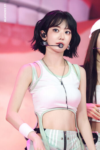 Sakura Miyawaki 宮脇 咲良