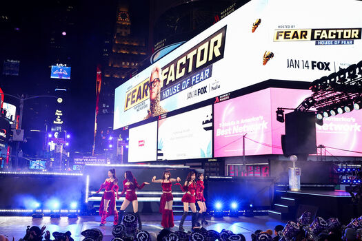 Sakura Miyawaki 宮脇 咲良