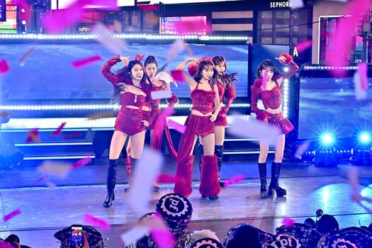 Sakura Miyawaki 宮脇 咲良