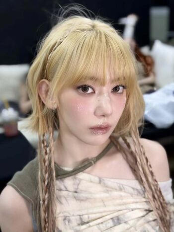 Full leaked Sakura miyawaki page private onlyfans photo