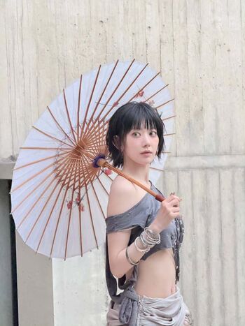 Sakura Miyawaki 宮脇 咲良