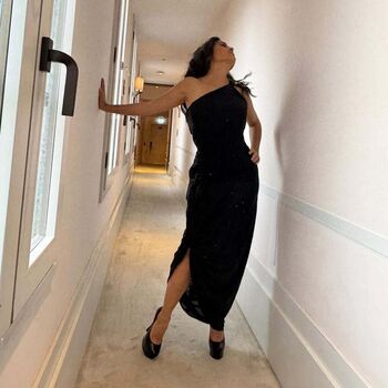 Full leaked Salma hayek page private onlyfans photo