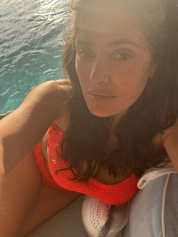 Full leaked Salma hayek page private onlyfans photo