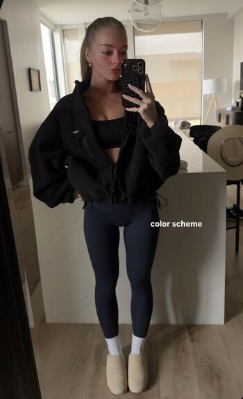 Samantha Riehl
