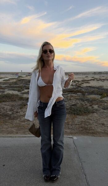 Samantha Riehl