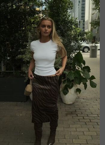 Samantha Riehl