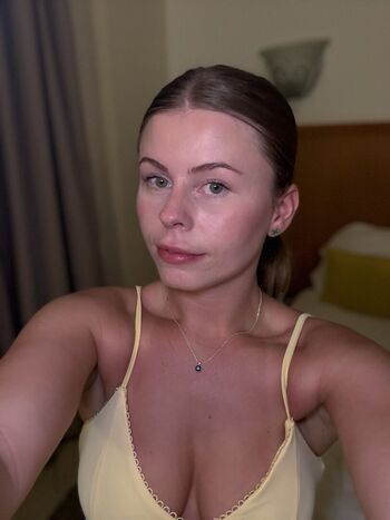 Full leaked Samantha s library page private onlyfans photo