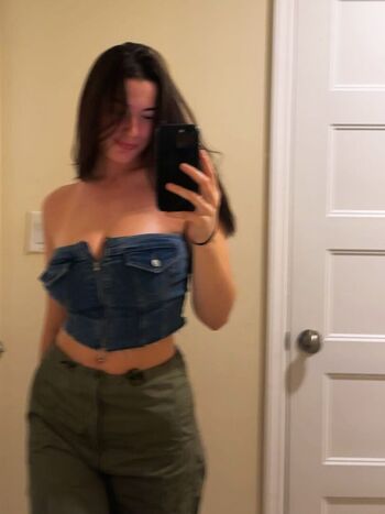 Full leaked Sammyann private onlyfans photo