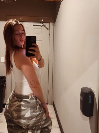 Full leaked Sammyann private onlyfans photo